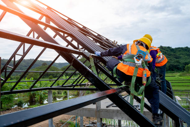 Best Commercial Roofing Services  in Fredonia, WI